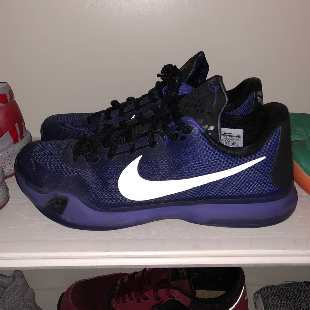 3m swoosh Kobe sneaker